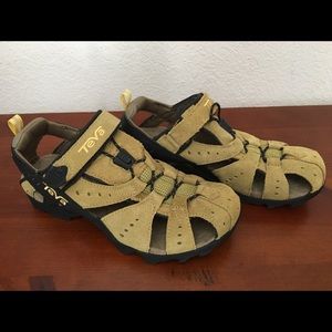 Teva Women's Closed Toed Sport Sandal